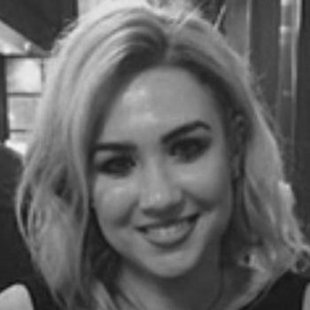 Headshot of Orla Brady, dancer in the Hooley Show at Johnnie Fox’s.